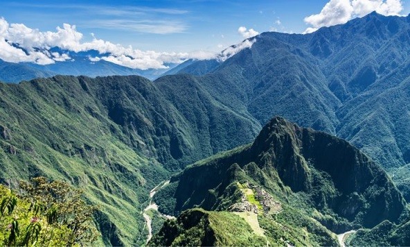 Aurélien, 'Voyages Way', Urubamba-Machu Piccu.jpg